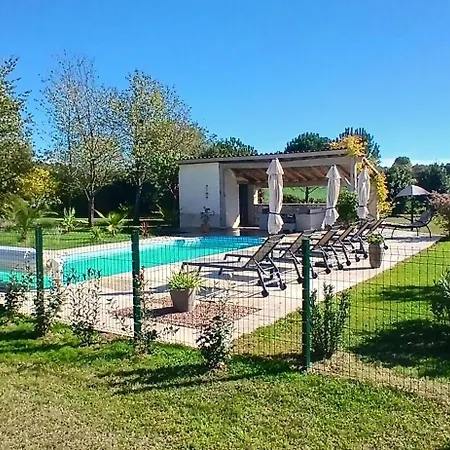 Domaine De Flore - Le Quercy Летний дом *