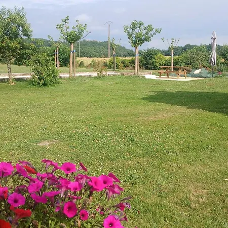 منزل ريفي Domaine De Flore - Le Quercy